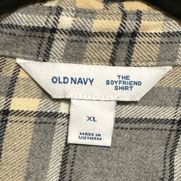 Old Navy Flannel Button Up, The Boyfriend Shirt - Picture 4 of 5